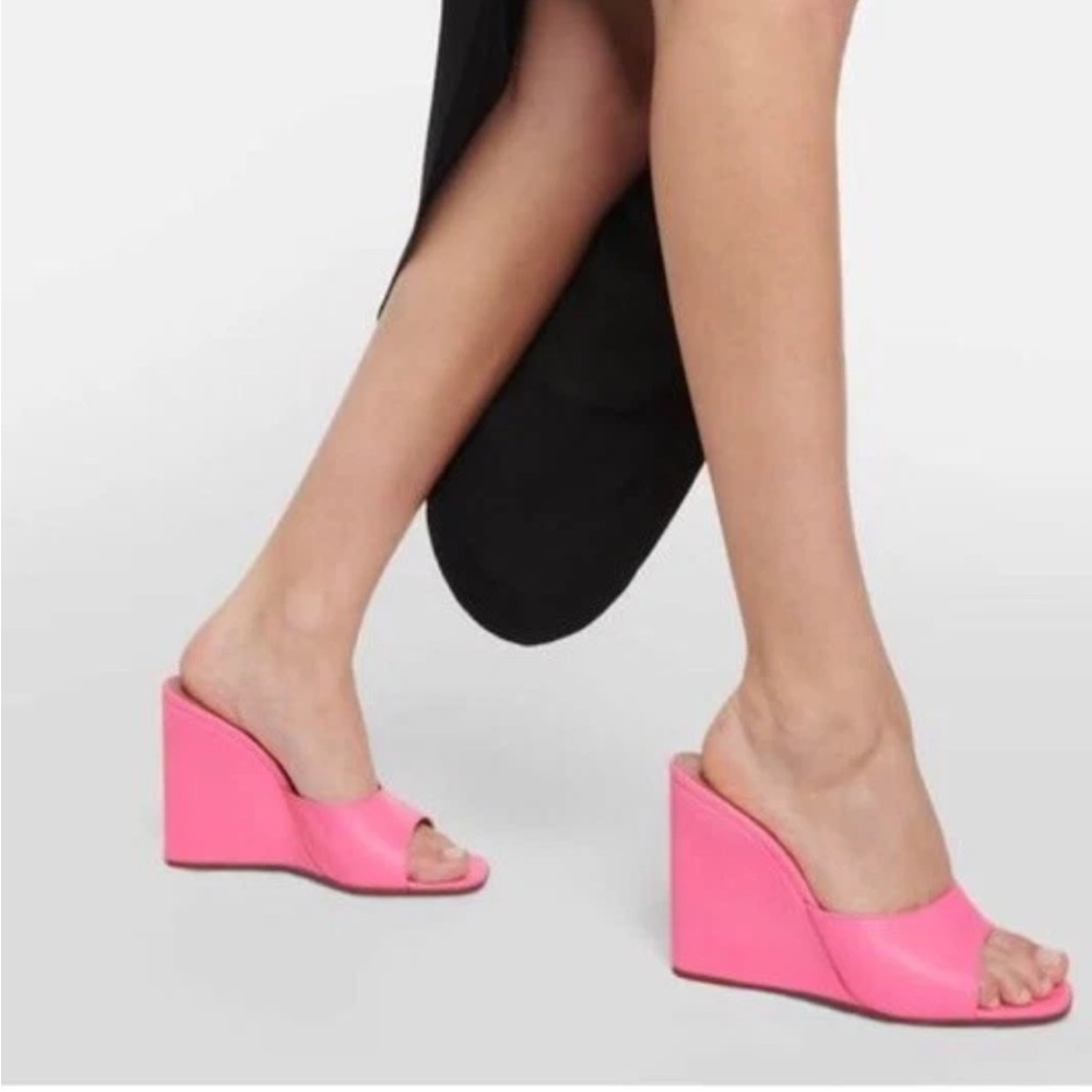 Amina Muaddi Lupita Wedges